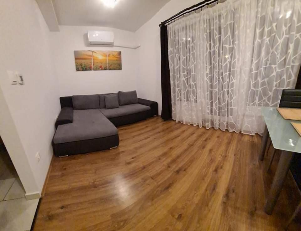 Smarthomeapartman ハイデゥソボスロー エクステリア 写真