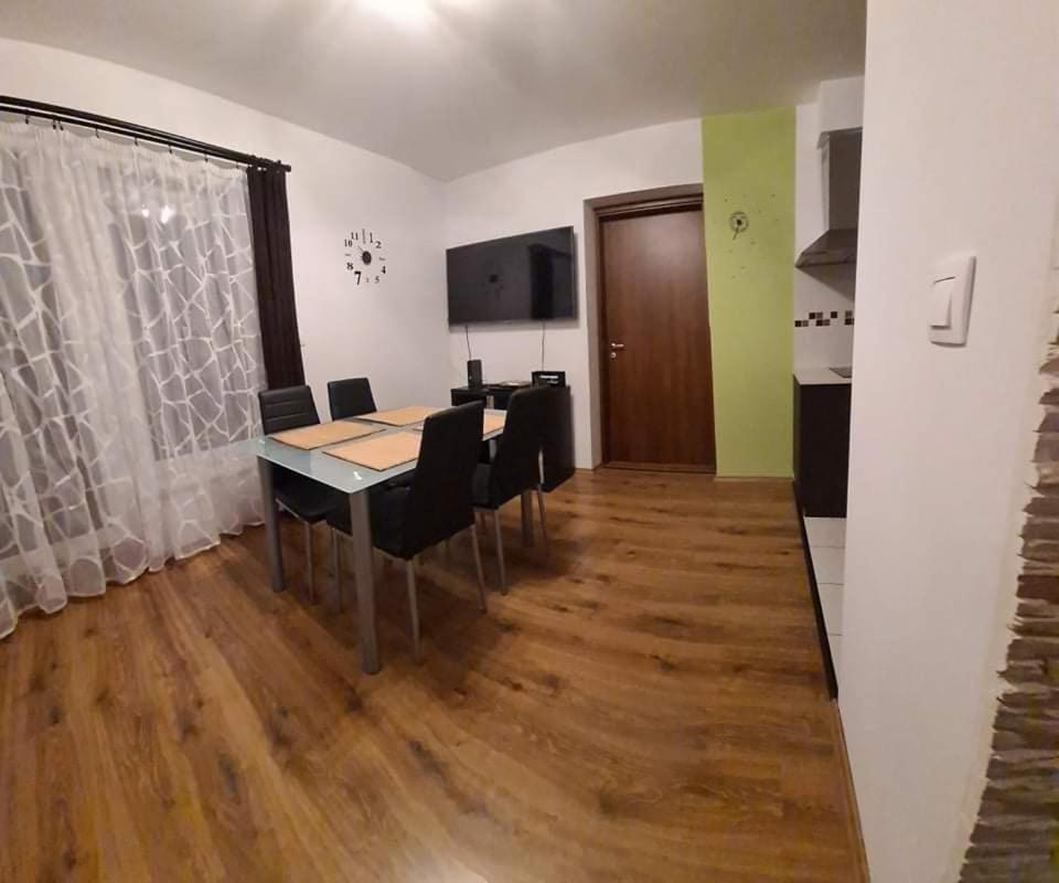 Smarthomeapartman ハイデゥソボスロー エクステリア 写真